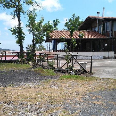 Bed and Breakfast Pietra Nera Piedimonte Etneo Exterior foto