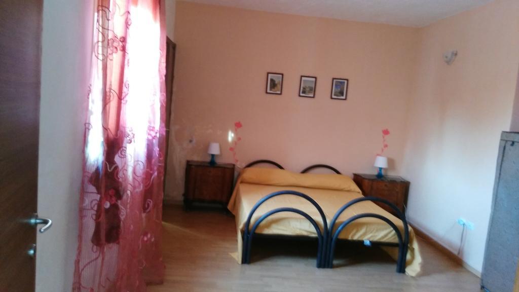 Bed and Breakfast Pietra Nera Piedimonte Etneo Exterior foto